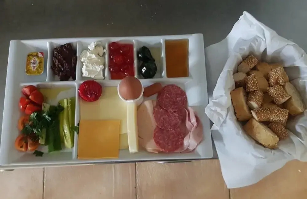 Sourediko