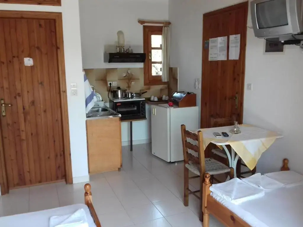 Koutadelias rooms