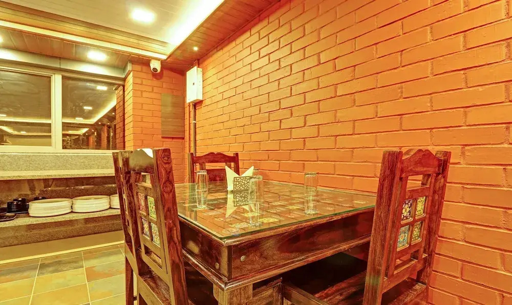 Townhouse The 36 Inn Madhuravada Bus Stop