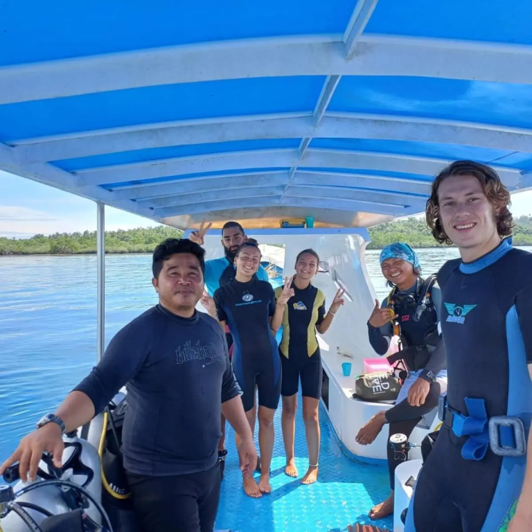 4 Sisters Divers