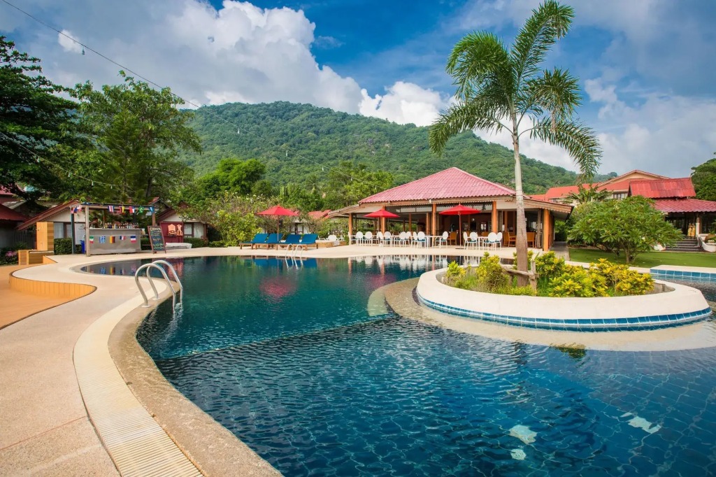 Buri Beach Resort