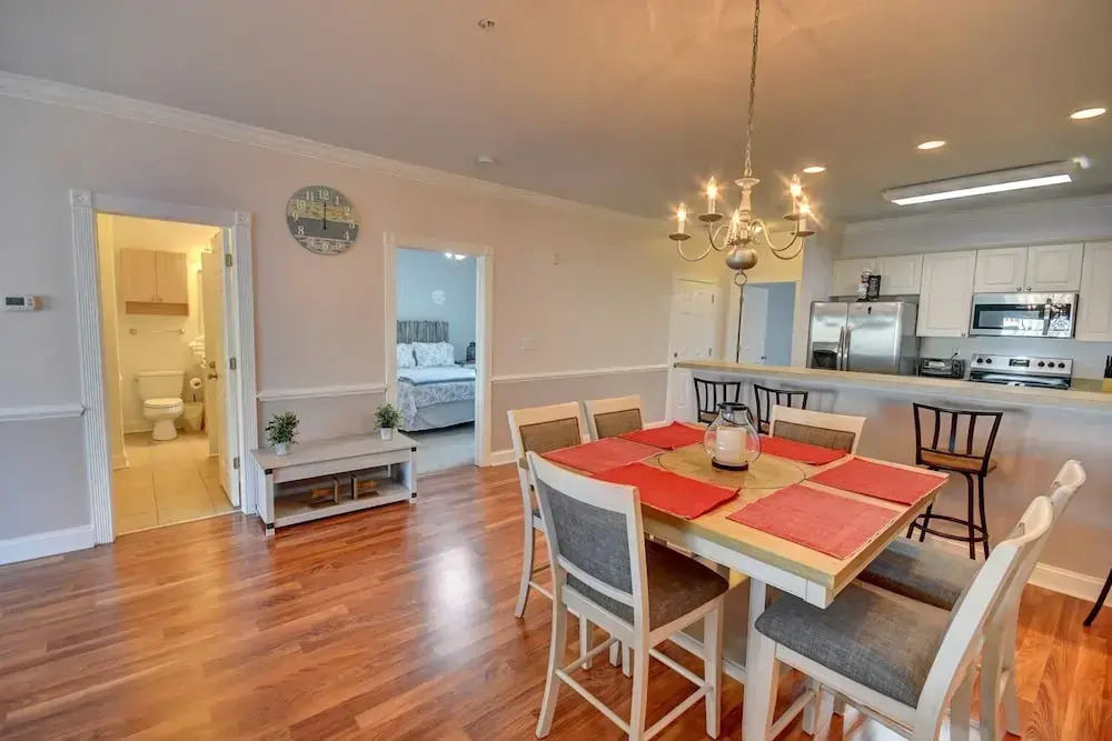 4827 Magnolia Lake Drive, #302 3 Bedroom Condo by RedAwning