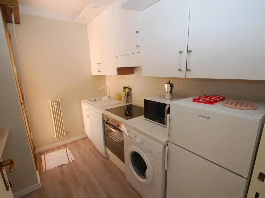 Appartement Menton, 2 pièces, 4 personnes - FR-1-196-178