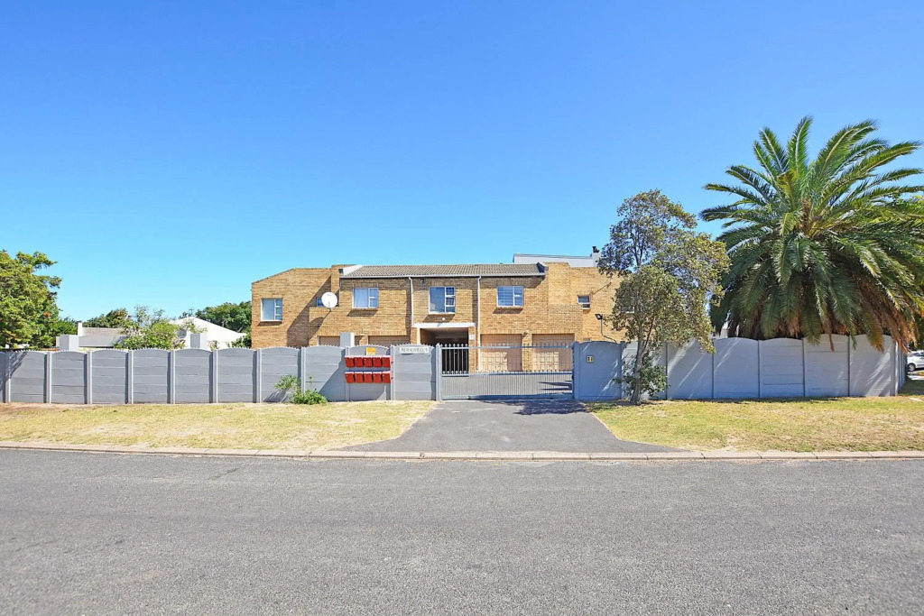 Modern Studio Apartment in Blouberg
