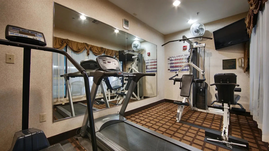 Spark By Hilton Merrillville