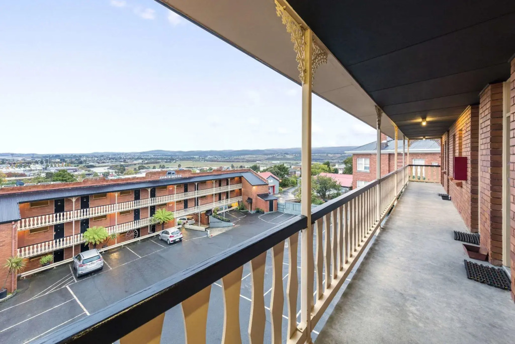 Coach House Launceston