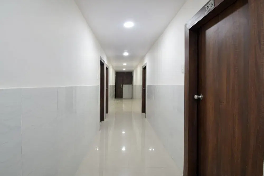 Collection O 23086 Hotel Mayur