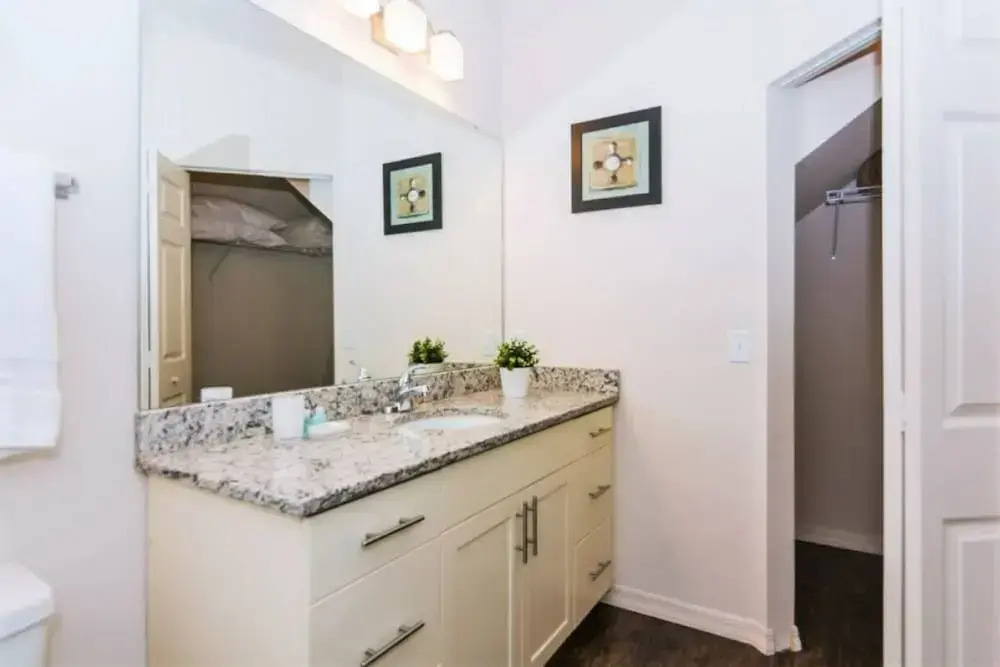 Beautiful Townhouse Next to Disney Parks 24