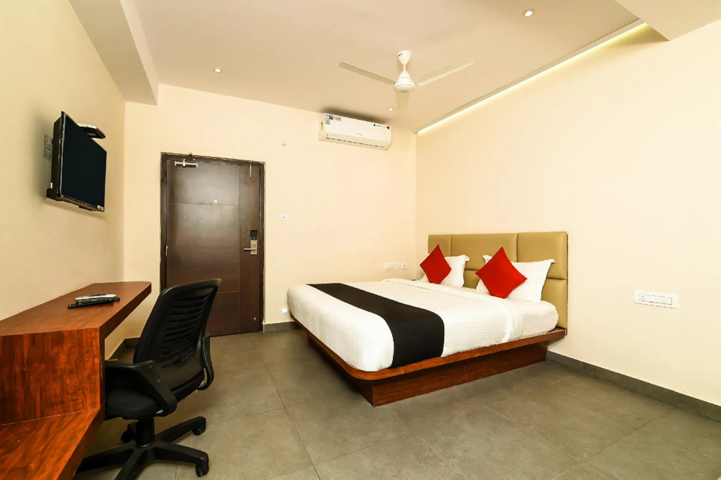FabHotel Siddarth Grand
