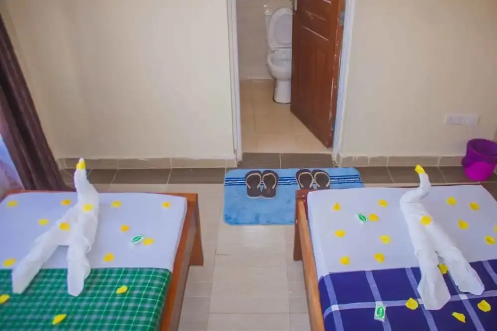 Henny Airport Homestay