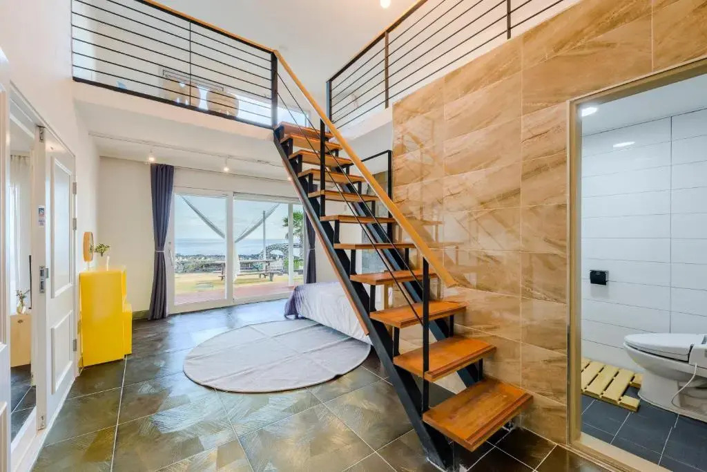 Jeju Turning point Pension