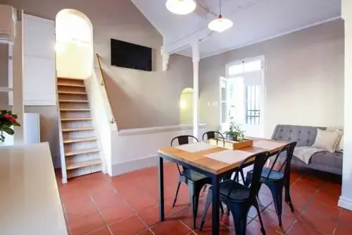 Nine Flowers Guest House
