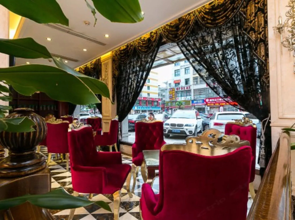 Lingshang Hotel