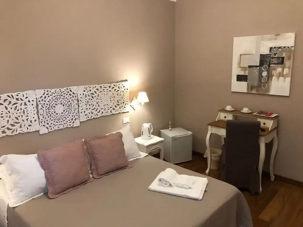 CERNAIA ROOM