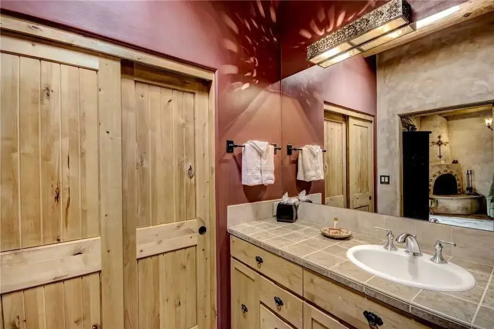 Cowboy Villa
