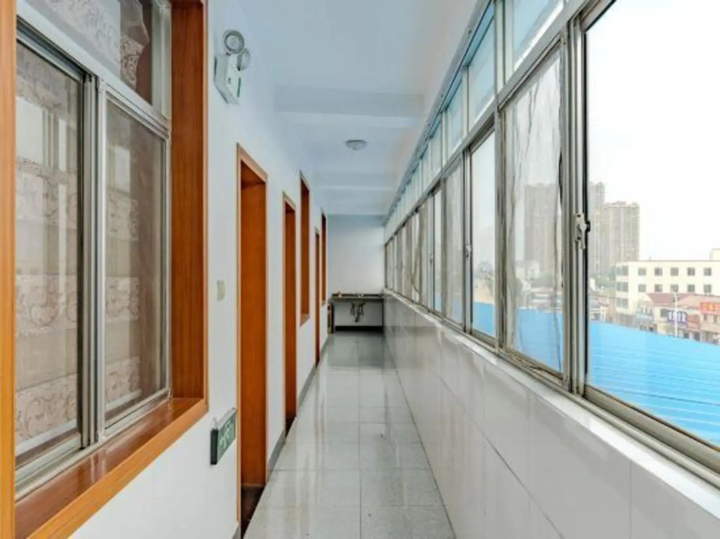 Kaiyue Hotel