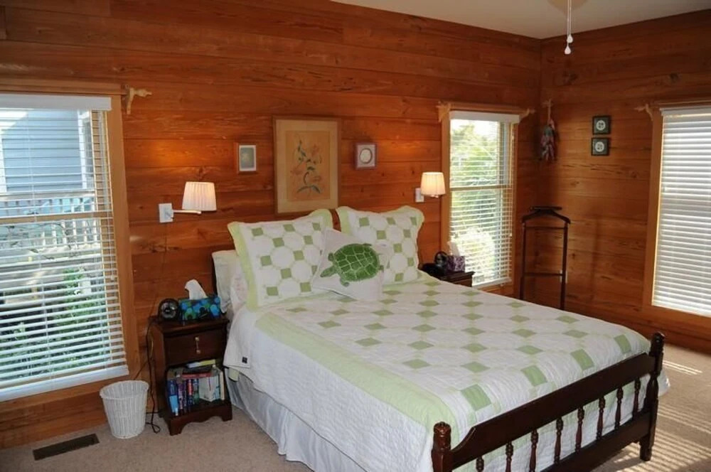 Flounder Inn - 4 Br Home