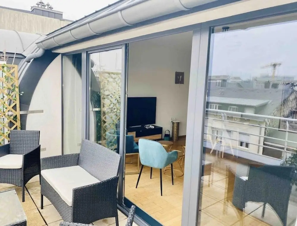 Large Retro Chic Flat 100m2 in City Center - Parking