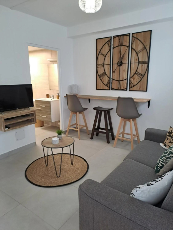Appartement T2 saisonnier Centre ville Saint-Pierre