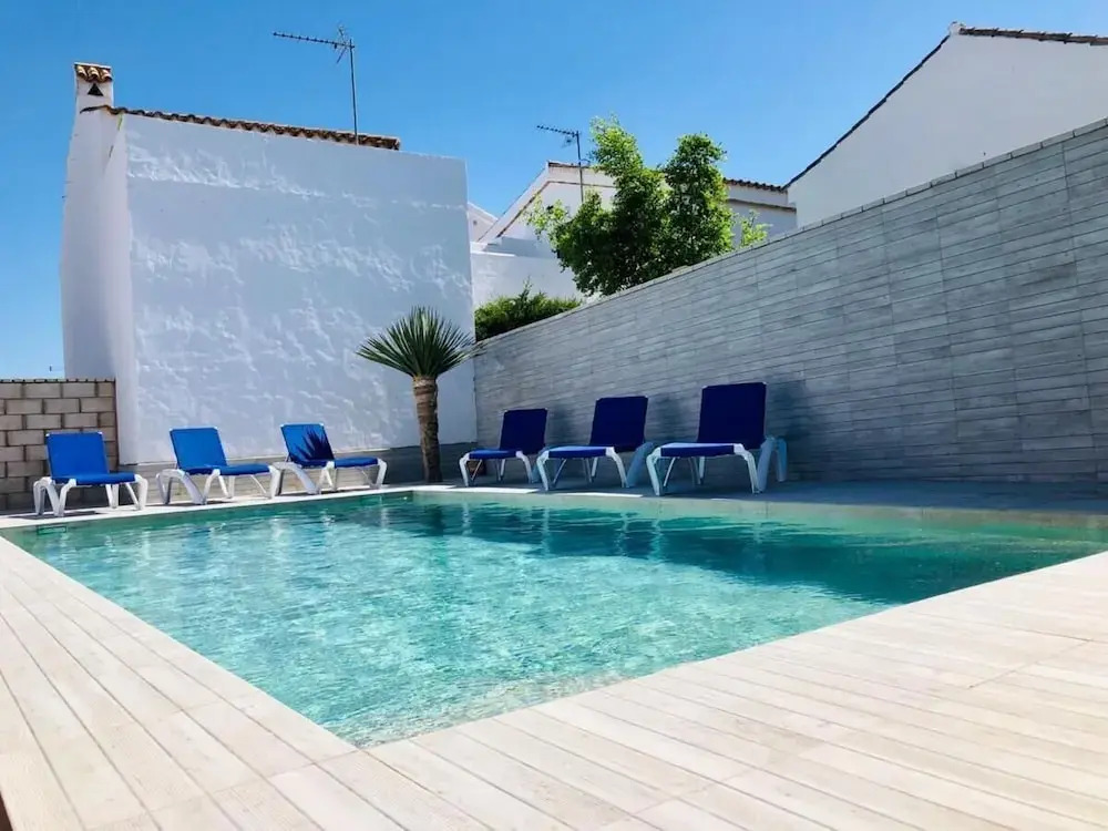 Chalet con Piscina Privada cerca del pueblo
