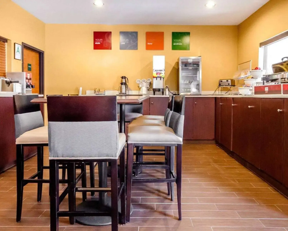 Comfort Suites Louisville East
