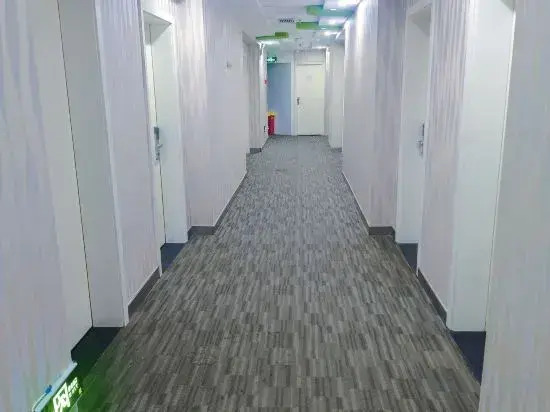 Youth City Mini Hotel (Wuhan Institute of Engineering Science and Technology)