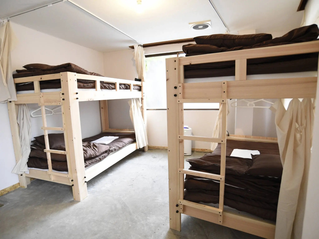 Bacchus Kofu Guesthouse