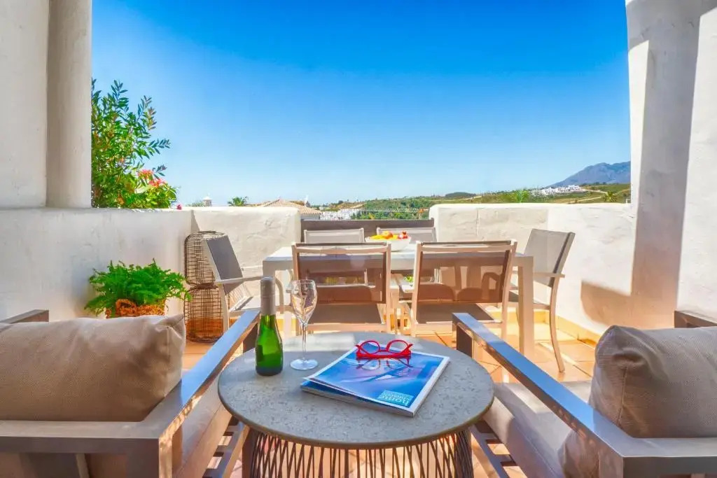 Sunset Golf Penthouse
