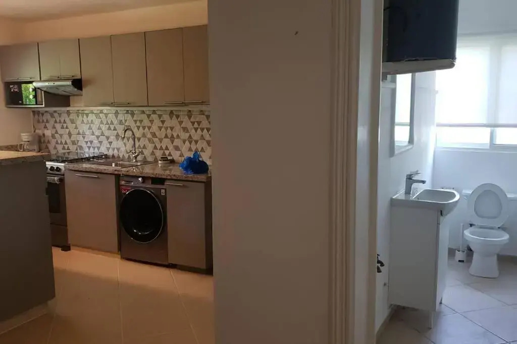 Garden view apartment on Las Ballenas beach