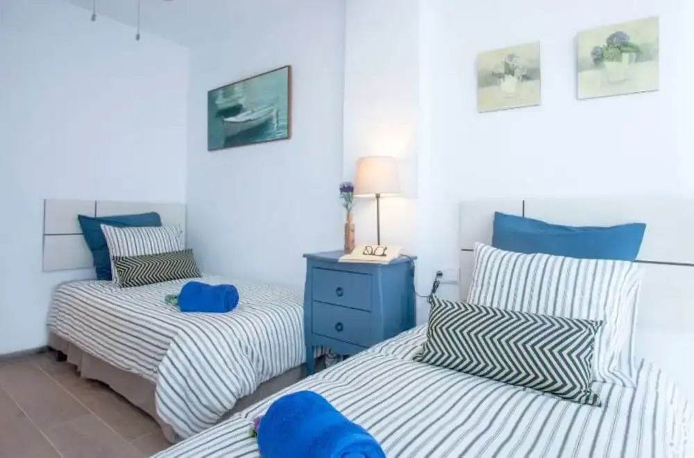 Apartment - 2 Bedrooms with WiFi and Sea views - 107848