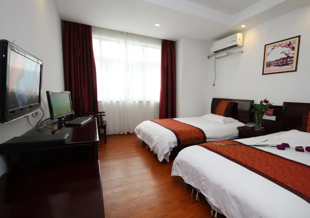 Baichuan Hotel