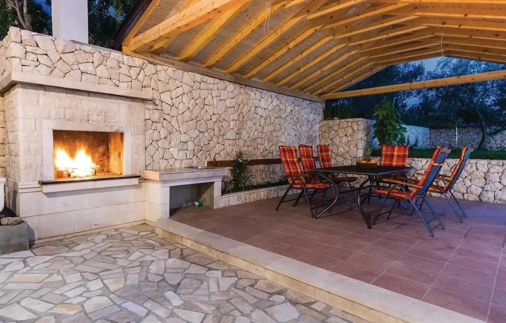 Beautiful Home In Bacina