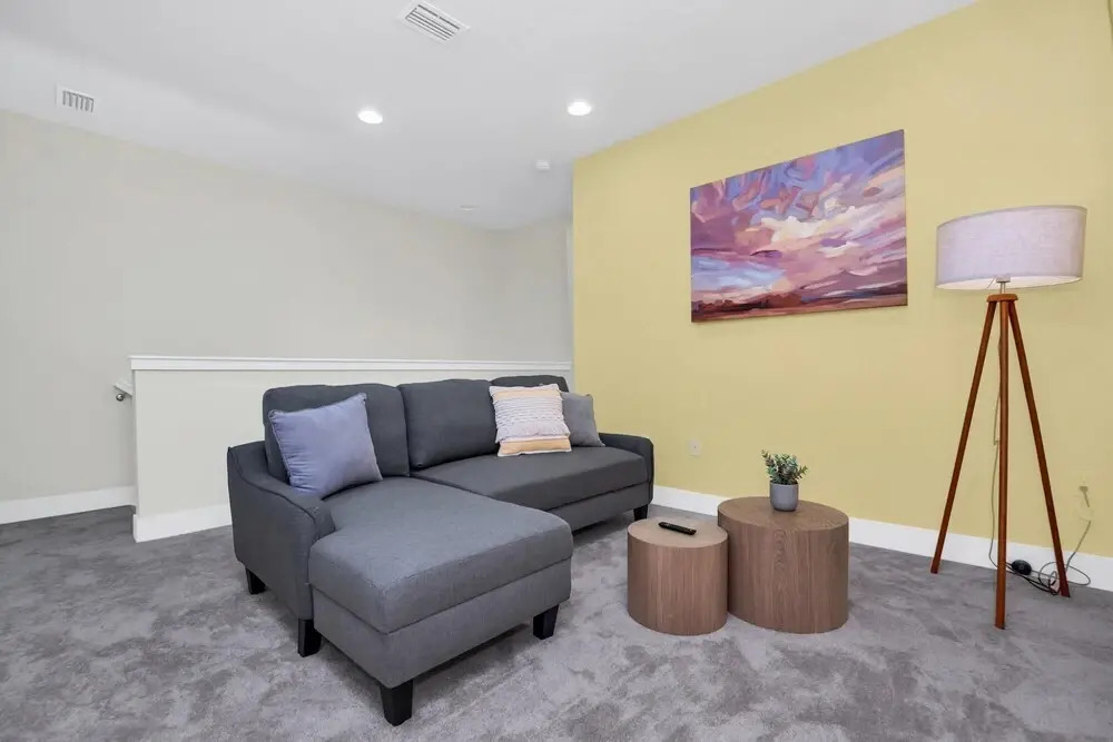 Modern 3BR Retreat w Pool Near Disney