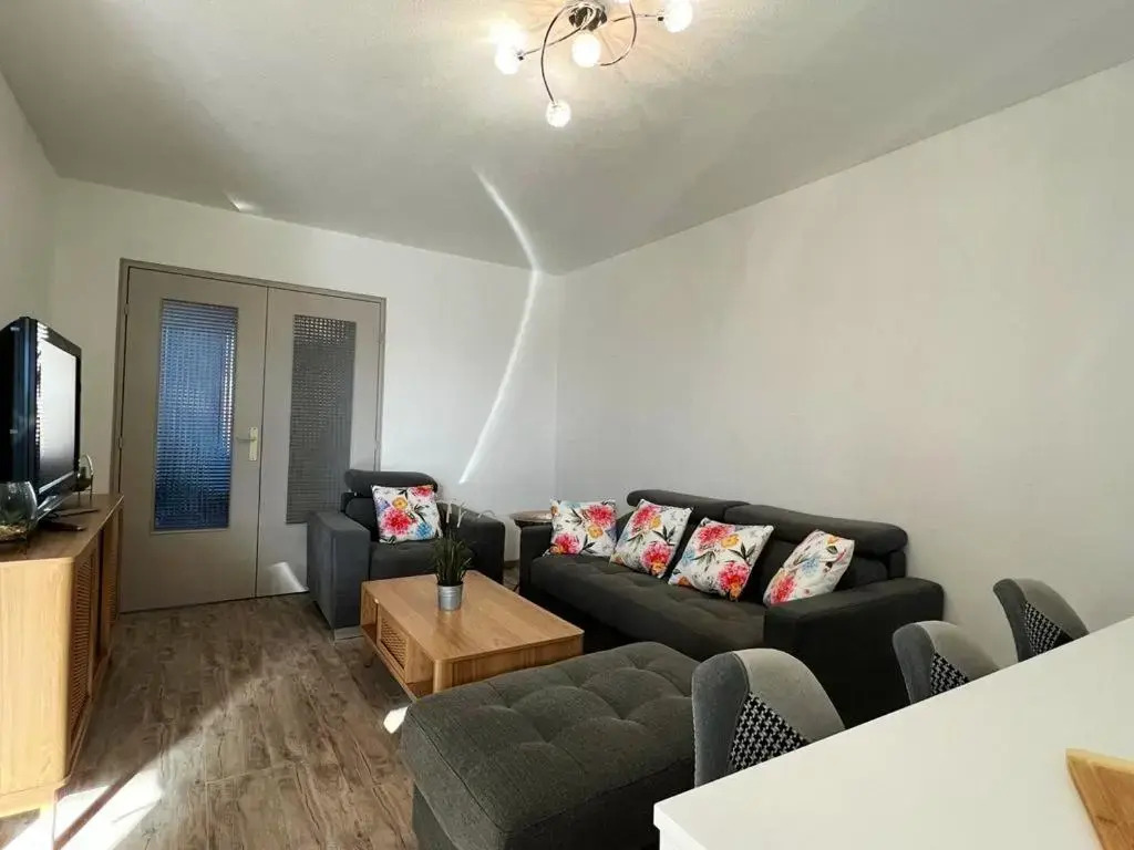 Appartement de 3 chambres avec vue sur la ville terrasse amenagee et wifi a Carpentras