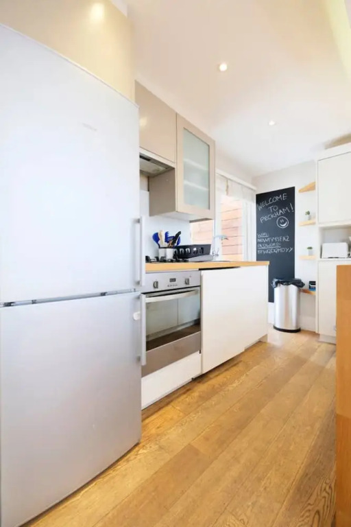 Newly Furnished Patio Flat In Peckham