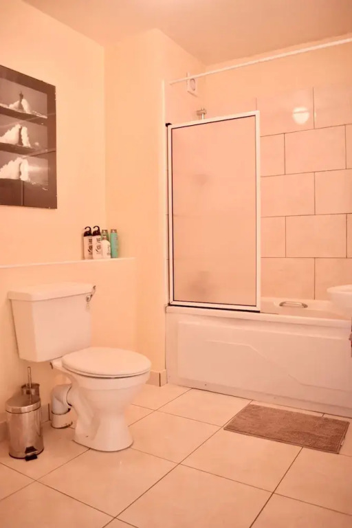 Cosy Dublin Apartment With Parking