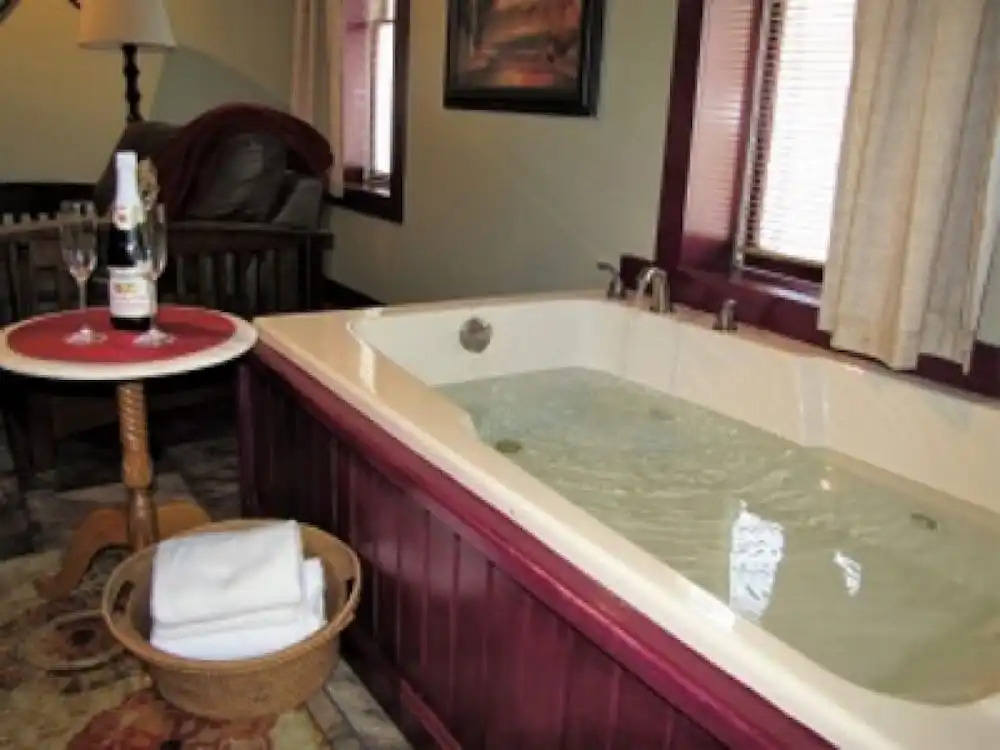 The Olde Mill Inn Bed & Breakfast