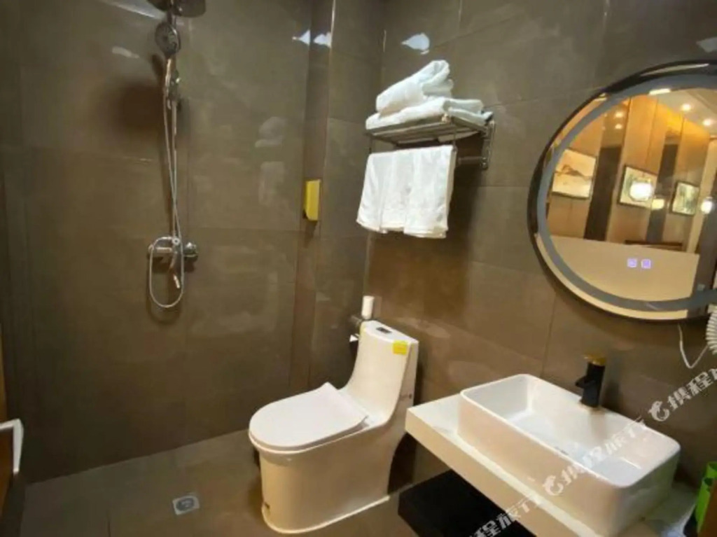 Ruibo·yun hotel(Suning railway station store)