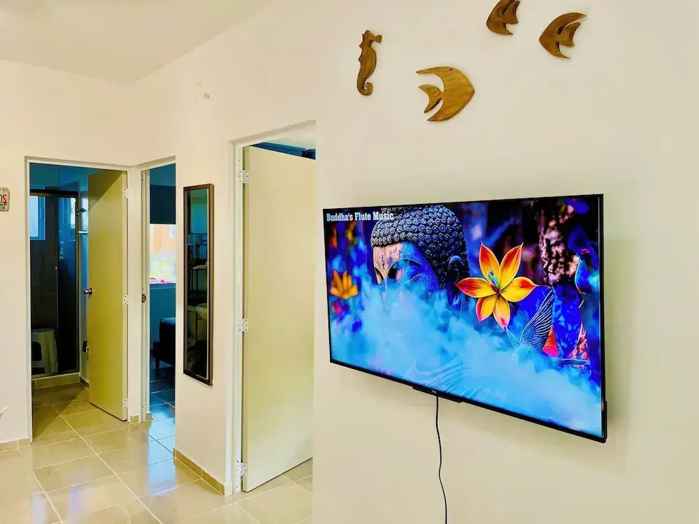 Cozy 2-bedroom Apartment With Amenities
