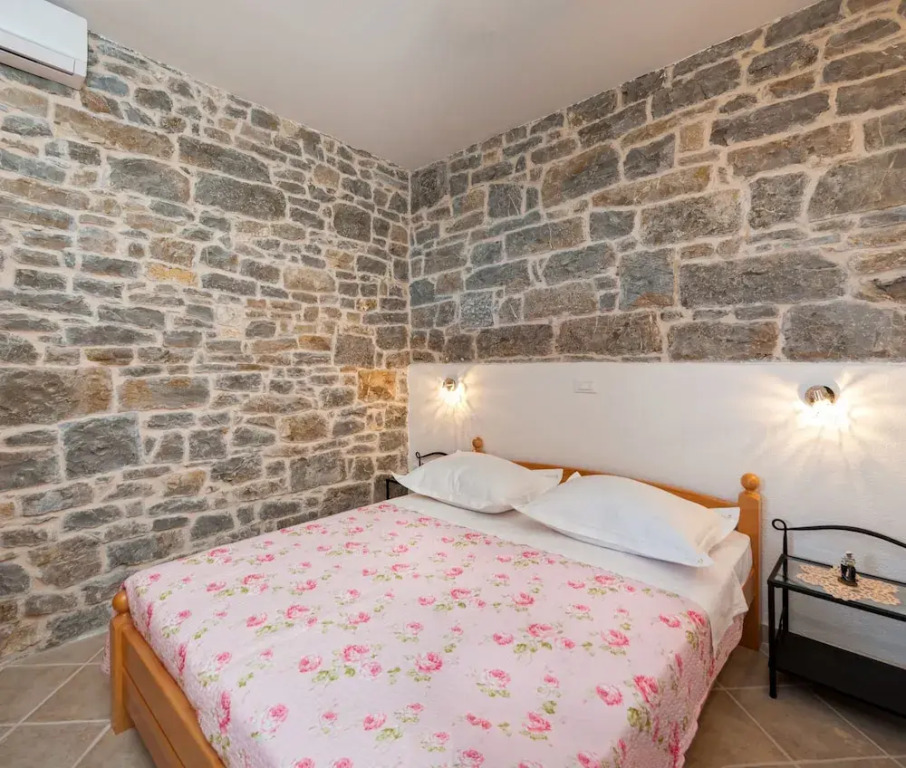 Beach Resort Apartments Podspiline