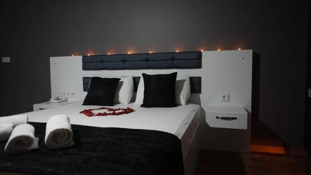 Karaca Suite