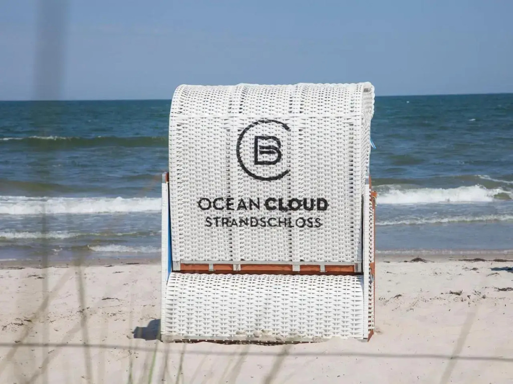 Ocean Cloud - a16694