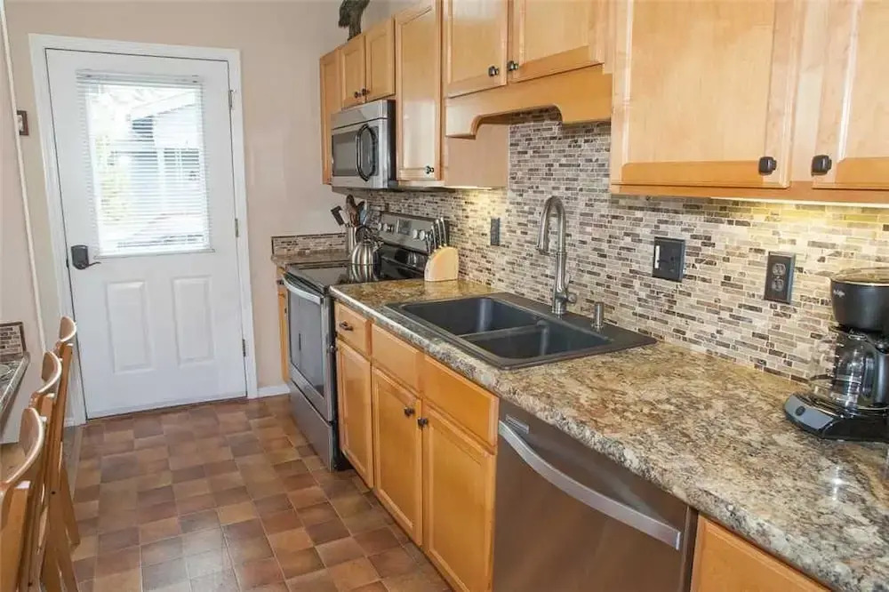 Powder Village Condominium I4