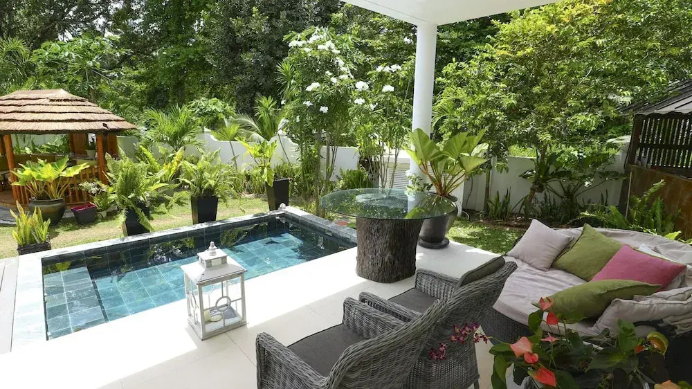 Les Jolies Eaux Villa - Chateau Elysium