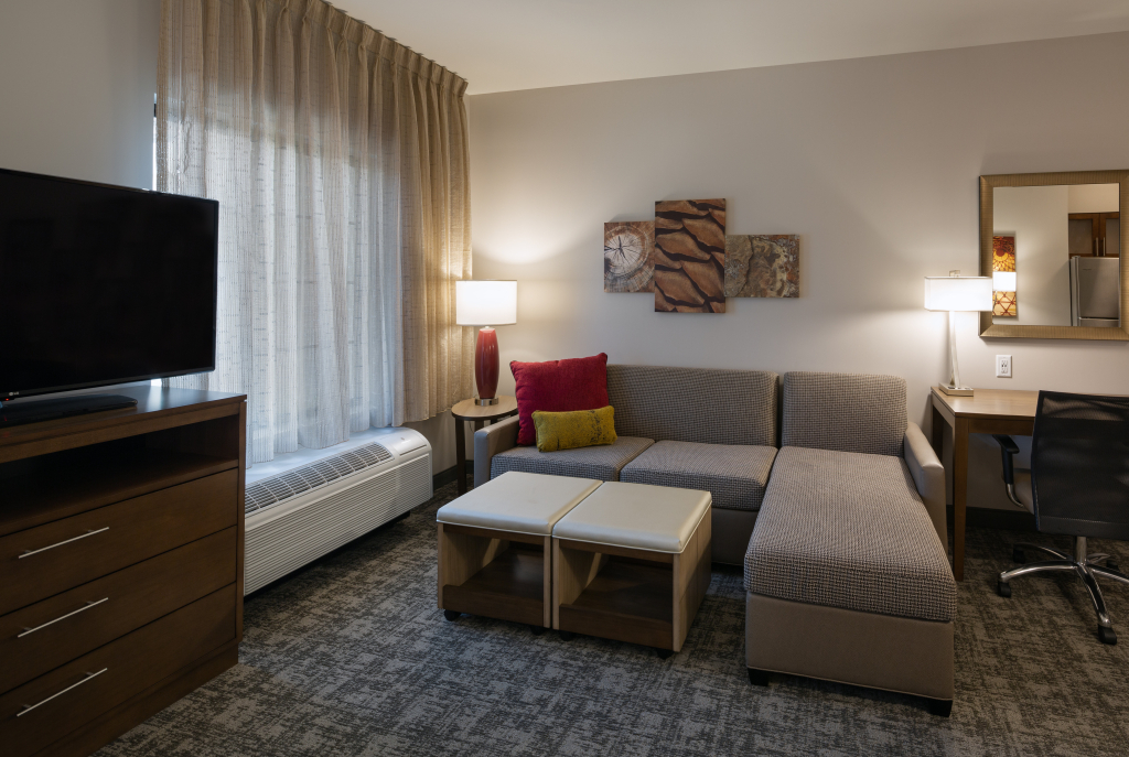 Staybridge Suites - Phoenix - Biltmore Area by IHG