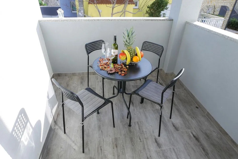 Privilege Pool Apartments