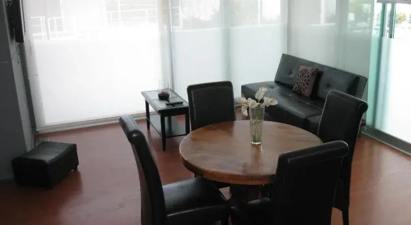 Hermosa Lofts