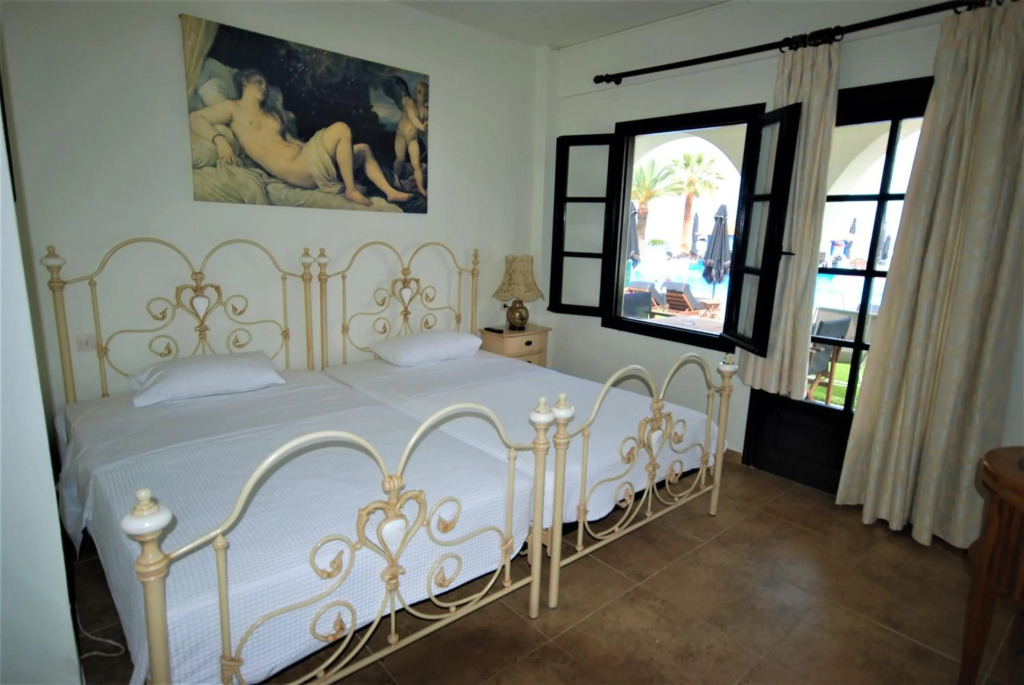 Assa Maris Beach Hotel