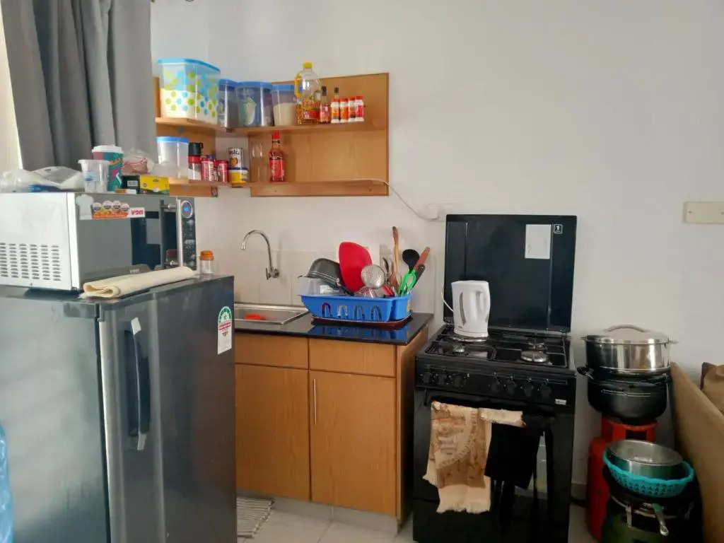 Lovely ensuite studio apartment, with free wi-fi.