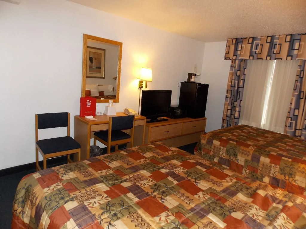 Norwood Inn and Suites - Roseville